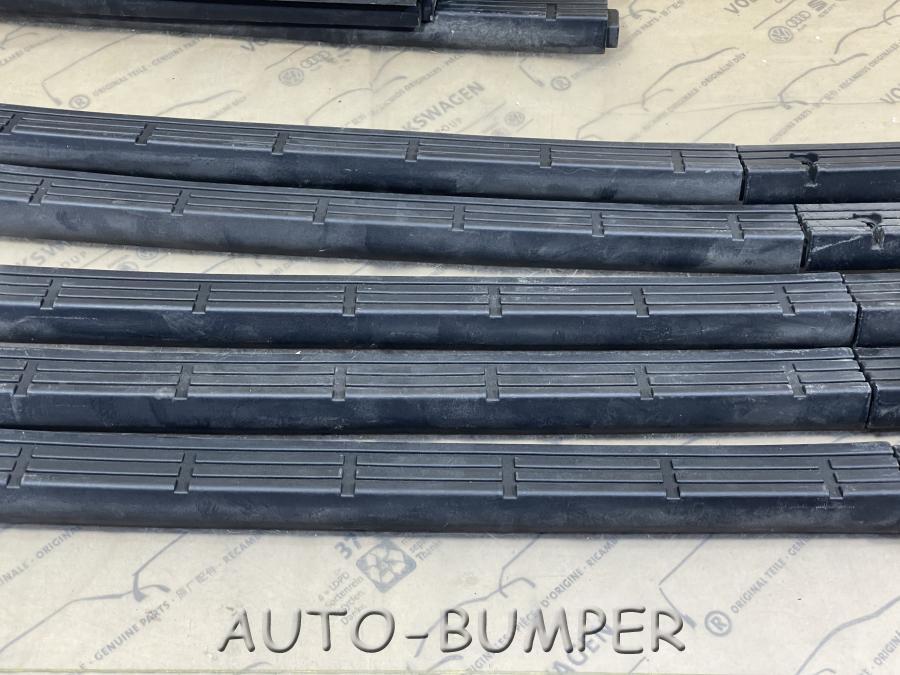 Dongfeng подножка бампера средняя 8406085-C0100